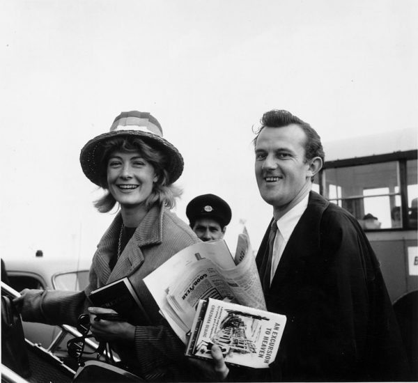 29th April 1962: Vanessa Redgrave and Tony Richardson leaving for their honeymoon in Greece. (Photo by Express/Express/Getty Images)