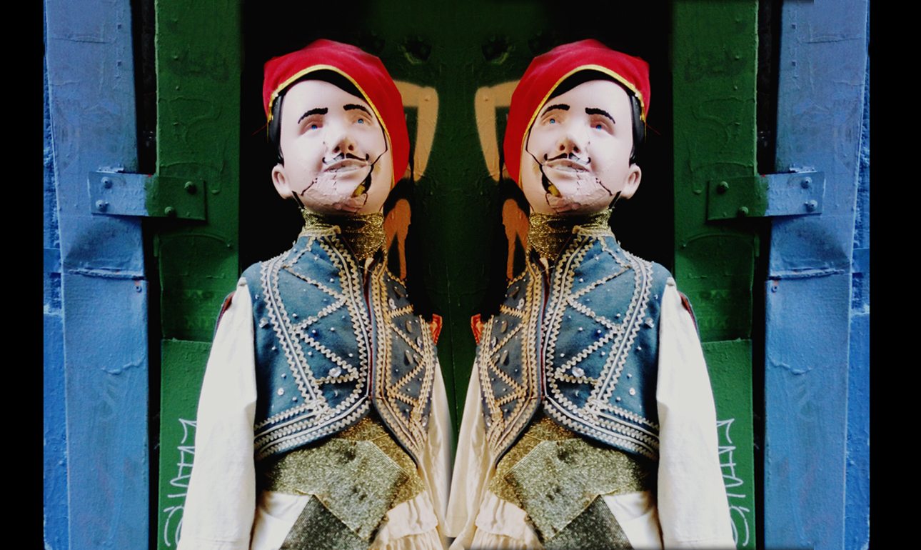 Γιατί δεν βουλιάξαμε στη διαφθορά;