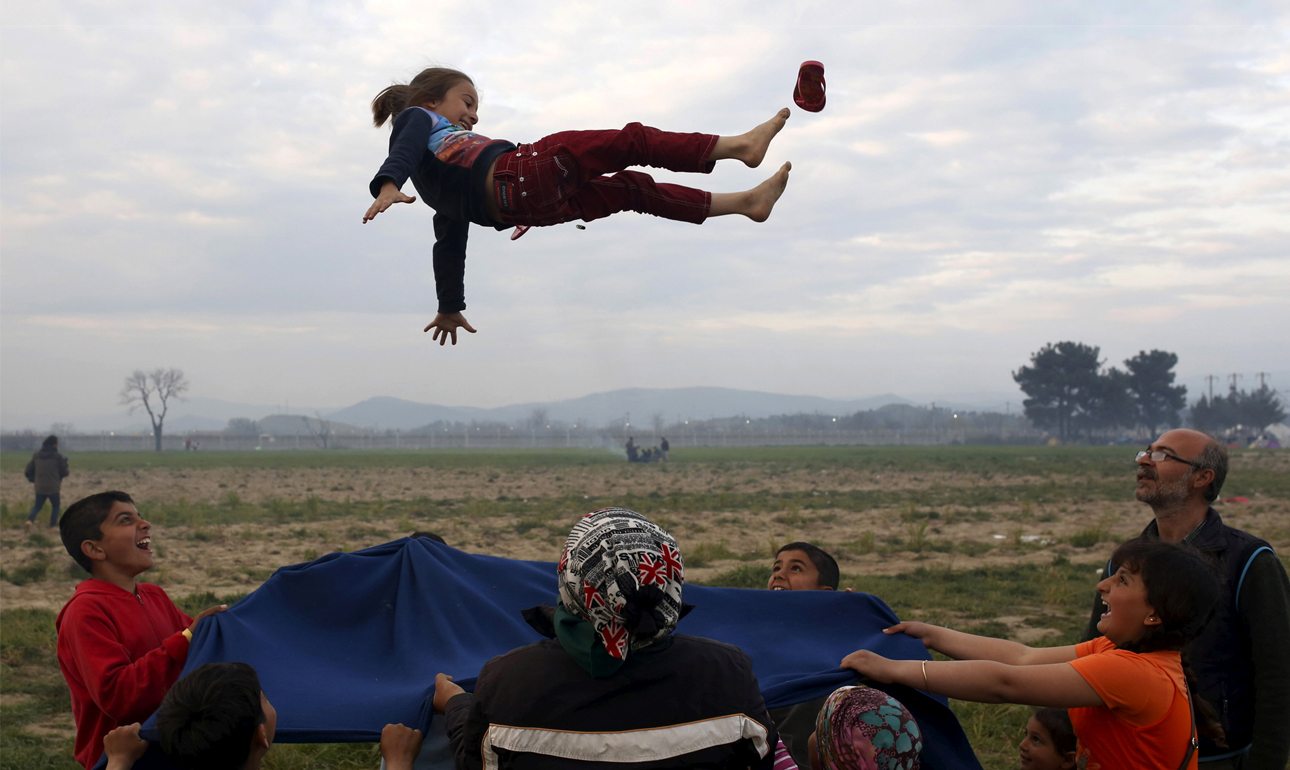 Αυτοί που παίρνουν το δικό μας Βραβείο Ανθρωπιάς για το 2016