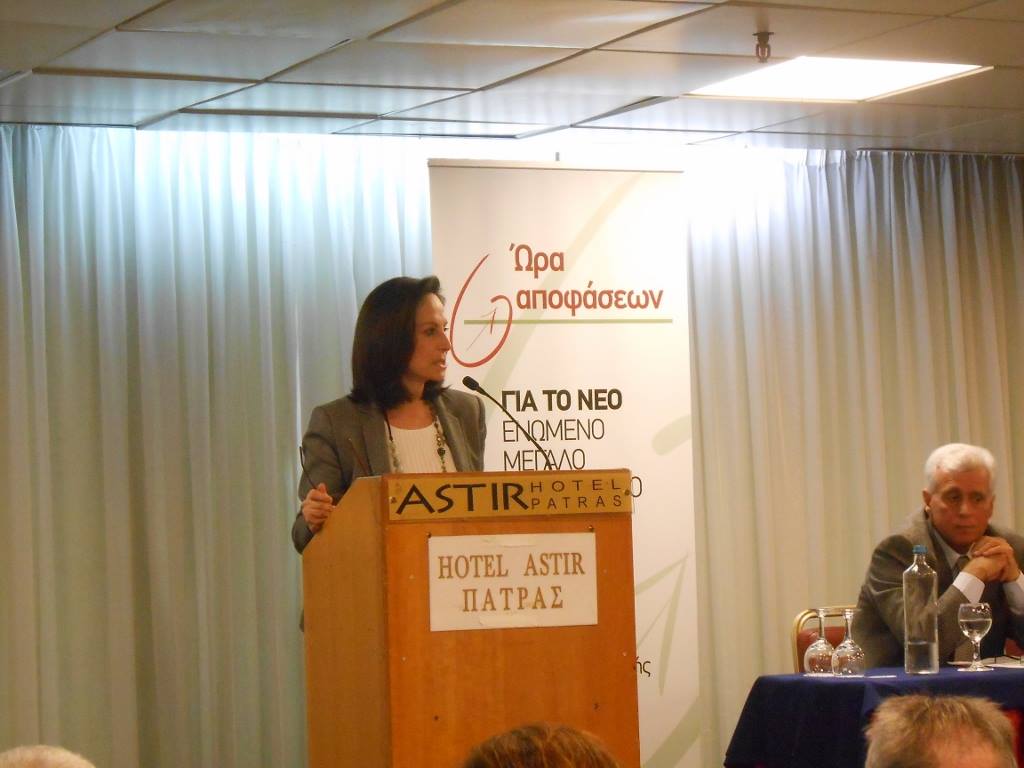 Οργισμένη αντίδραση ΠΑΣΟΚ για τις προτάσεις των Τριών