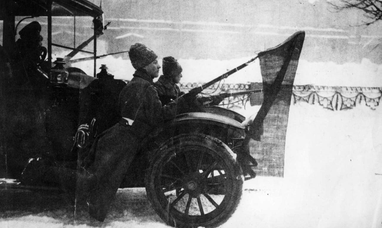 Οι πέντε μέρες που συγκλόνισαν τον κόσμο