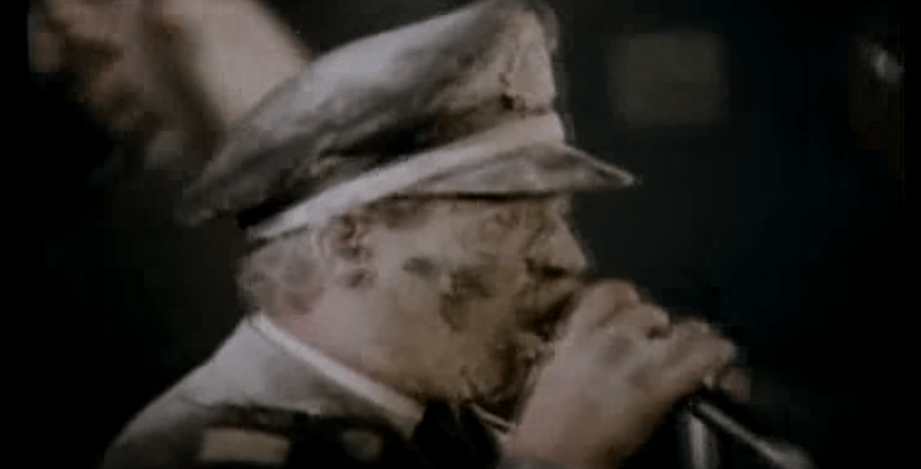 Υπάρχω, υπάρχεις, υπάρχει, δεν υπάρχει!