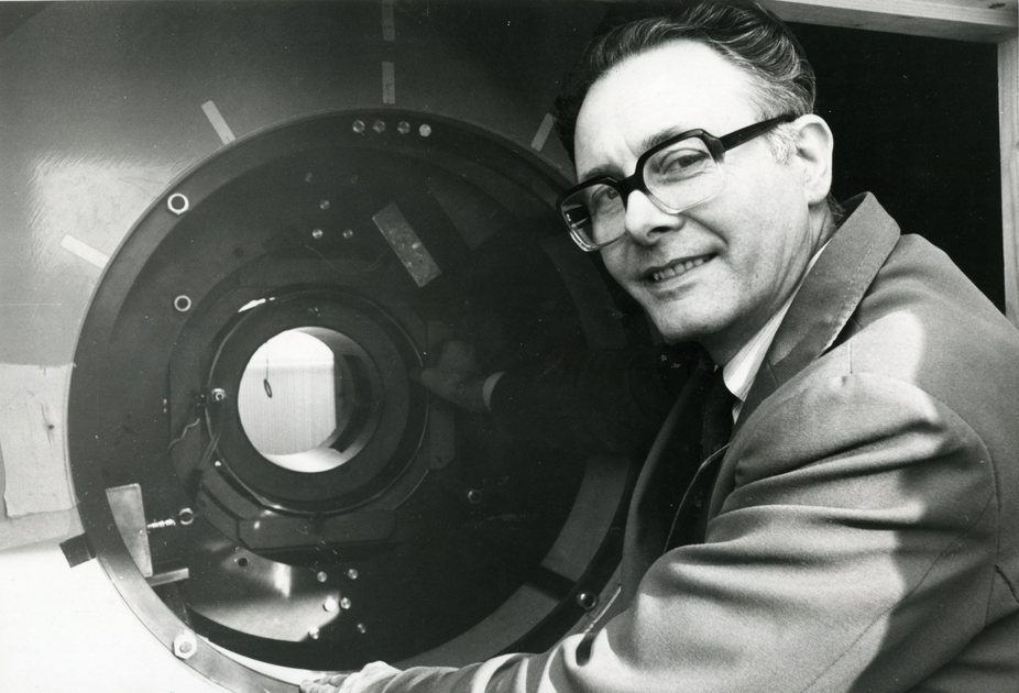 Τελευταίο αντίο στον άνθρωπο που έσωσε εκατομμύρια ζωές