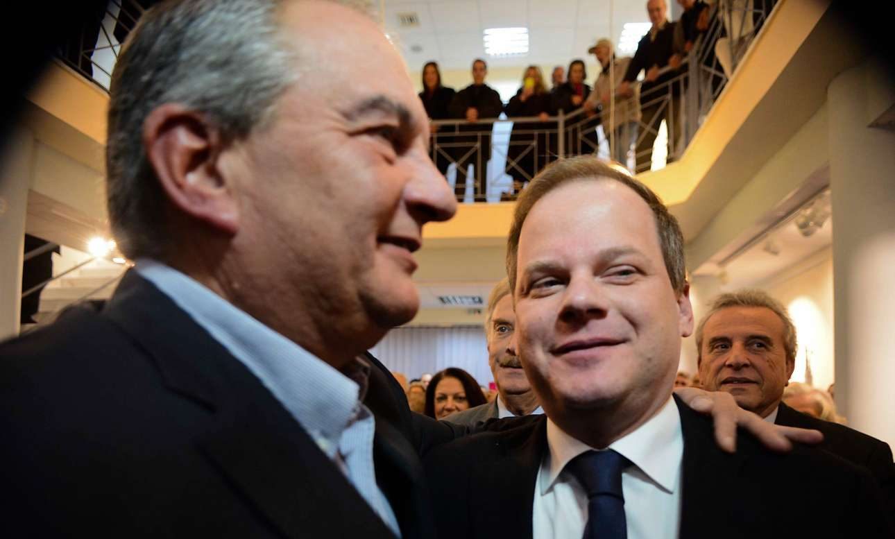 Οι Καραμανλικοί ανοίγουν μέτωπο με τον Καμμένο