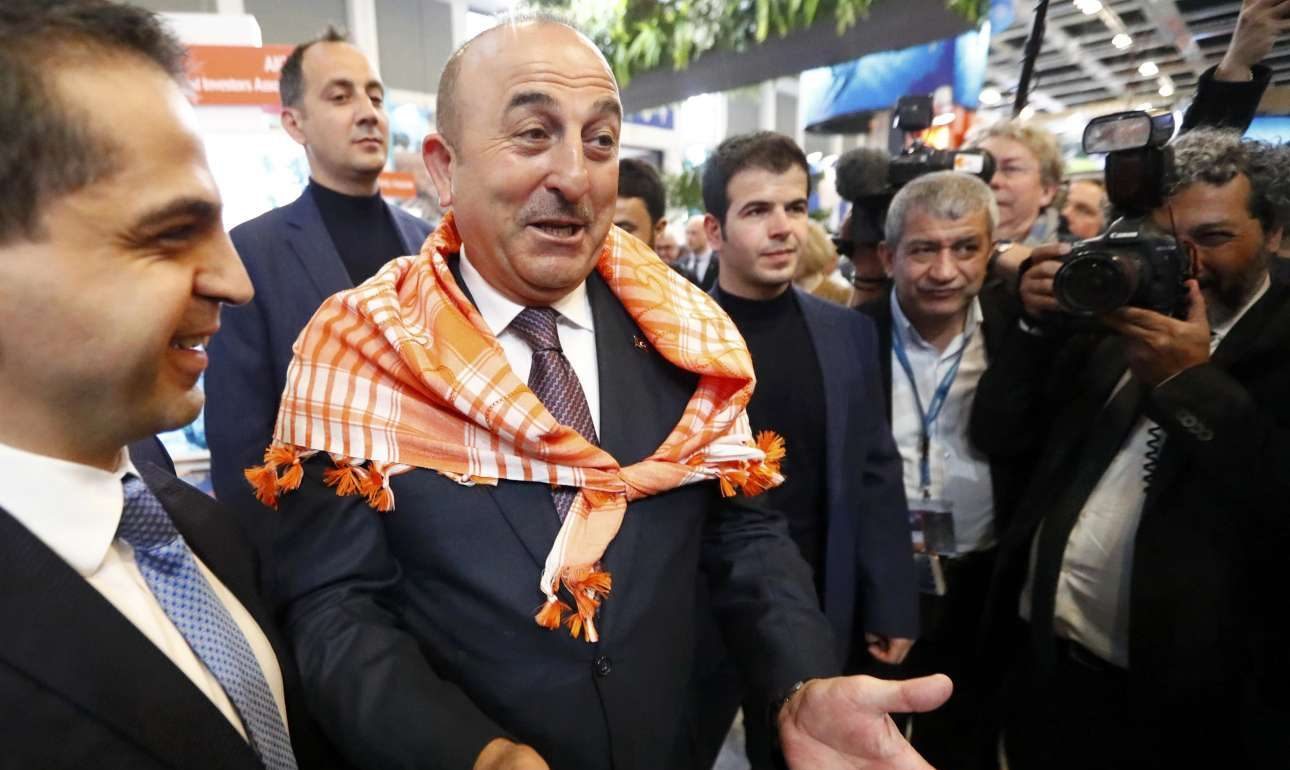 Ανεπιθύμητος στην Ολλανδία ο Μεβλούτ Τσαβούσογλου