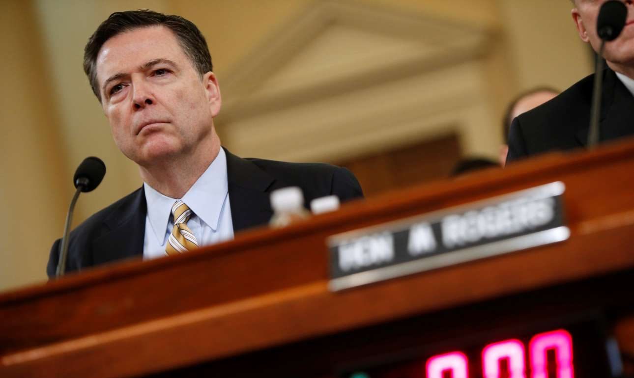 Το FBI επιβεβαίωσε την έρευνα για επαφές στελεχών της «καμπάνιας Τραμπ» με τη Ρωσία