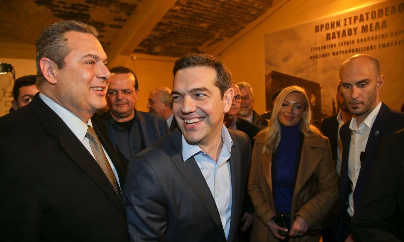 Τα μαύρα φεγγάρια του Τσίπρα