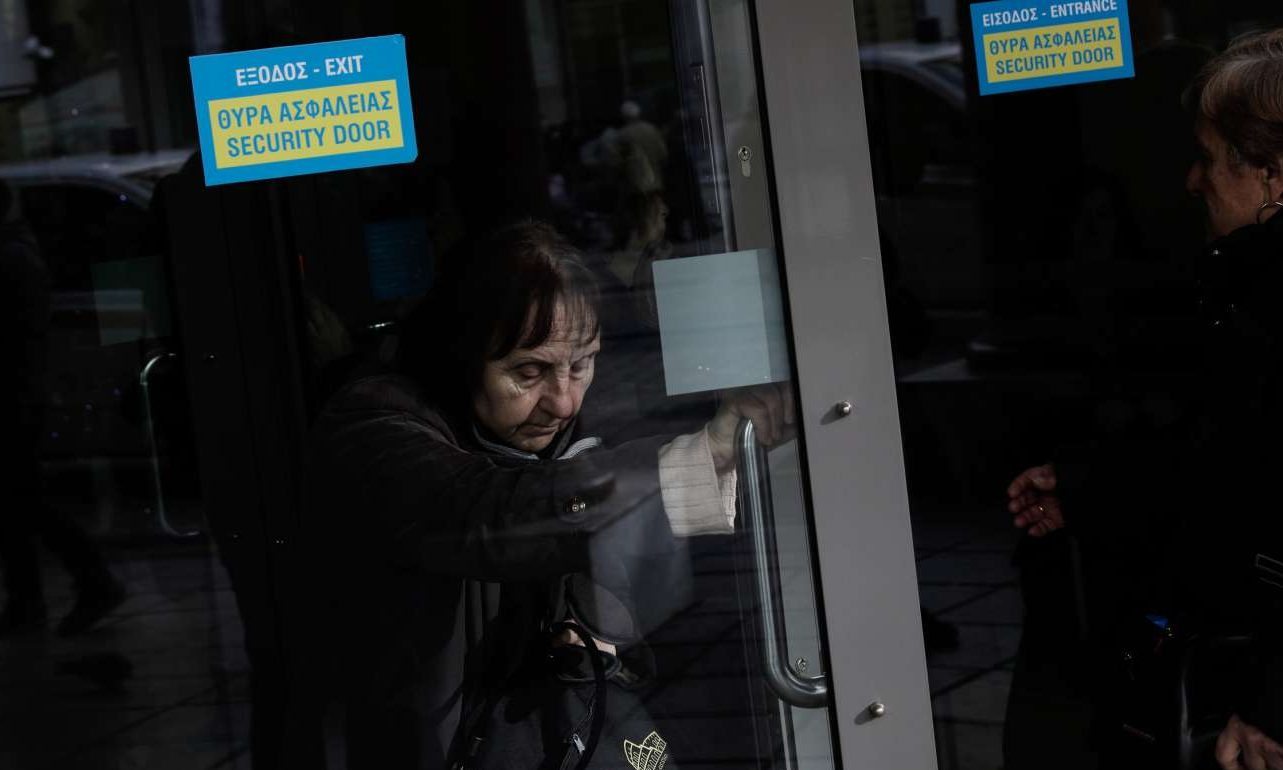 Ο ΕΦΚΑ δεν μπορεί να πληρώσει 150.000 εκκρεμείς συντάξεις!