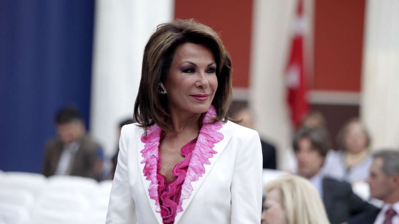 Αποποιείται -με αιχμές- τη διπλωματική ιδιότητα η Γιάννα Αγγελοπούλου