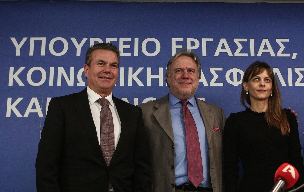 Συντάξεις: Τροπολογία η Αχτσιόγλου, «ομολογία» ο Πετρόπουλος