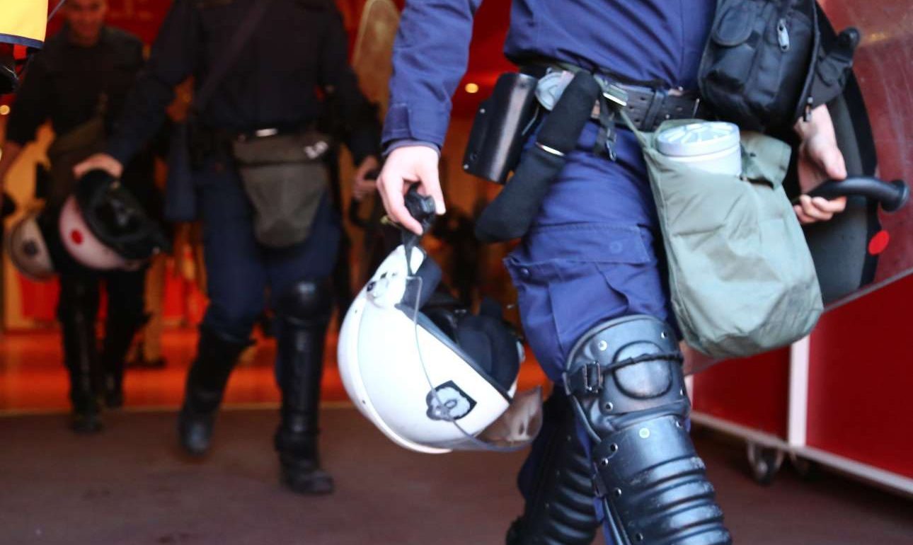 Τέσσερις κεκλεισμένων και πρόστιμο… Να τ’ αφήσω;