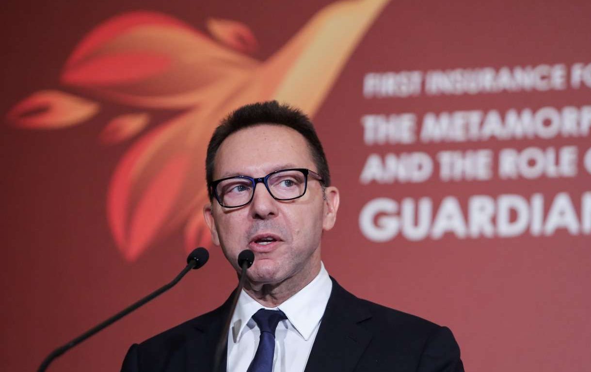 Ξανά στο στόχαστρο της κυβέρνησης ο Στουρνάρας με επίθεση Τζανακόπουλου