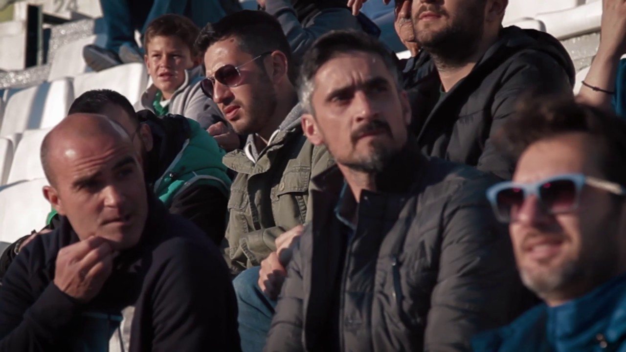 Ο Νίκος Λυμπερόπουλος στην παιδική Κερκίδα ΟΠΑΠ