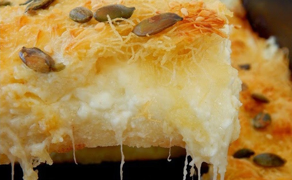 Τυρόπιτα με κανταΐφι και 4 τυριά για το τραπέζι της Λαμπρής