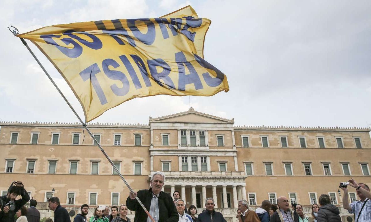Παραιτημένοι ή (και) πεπεισμένοι;
