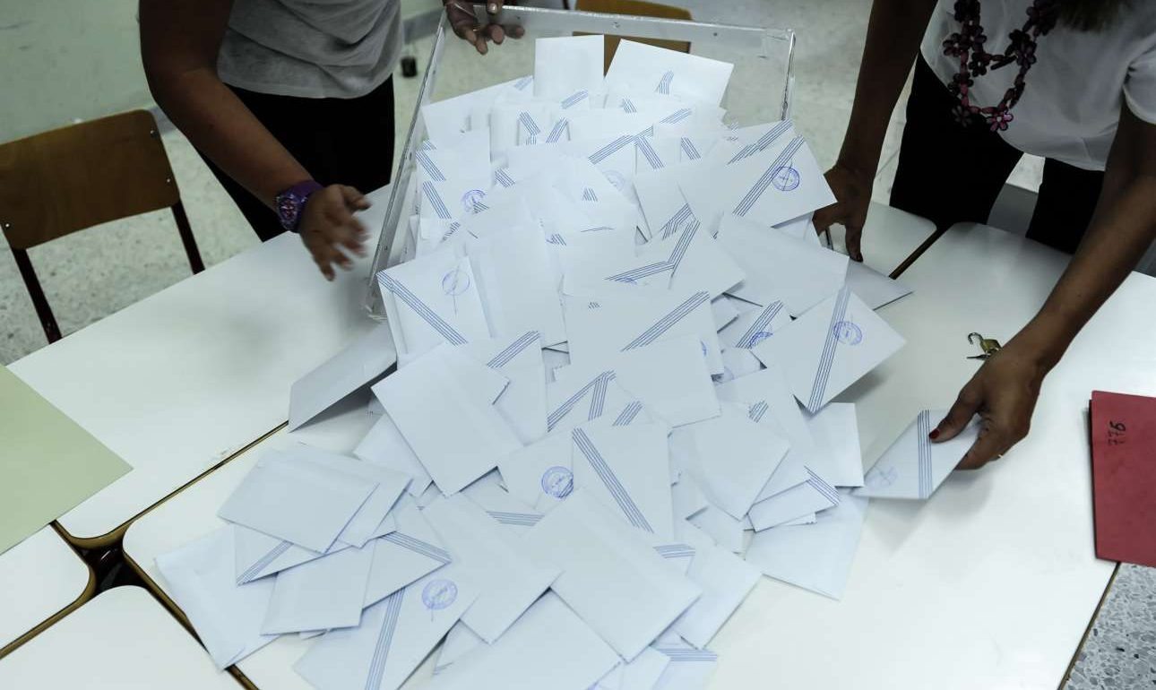 Προβάδισμα 14,8 μονάδων στη ΝΔ δίνει νέα δημοσκόπηση