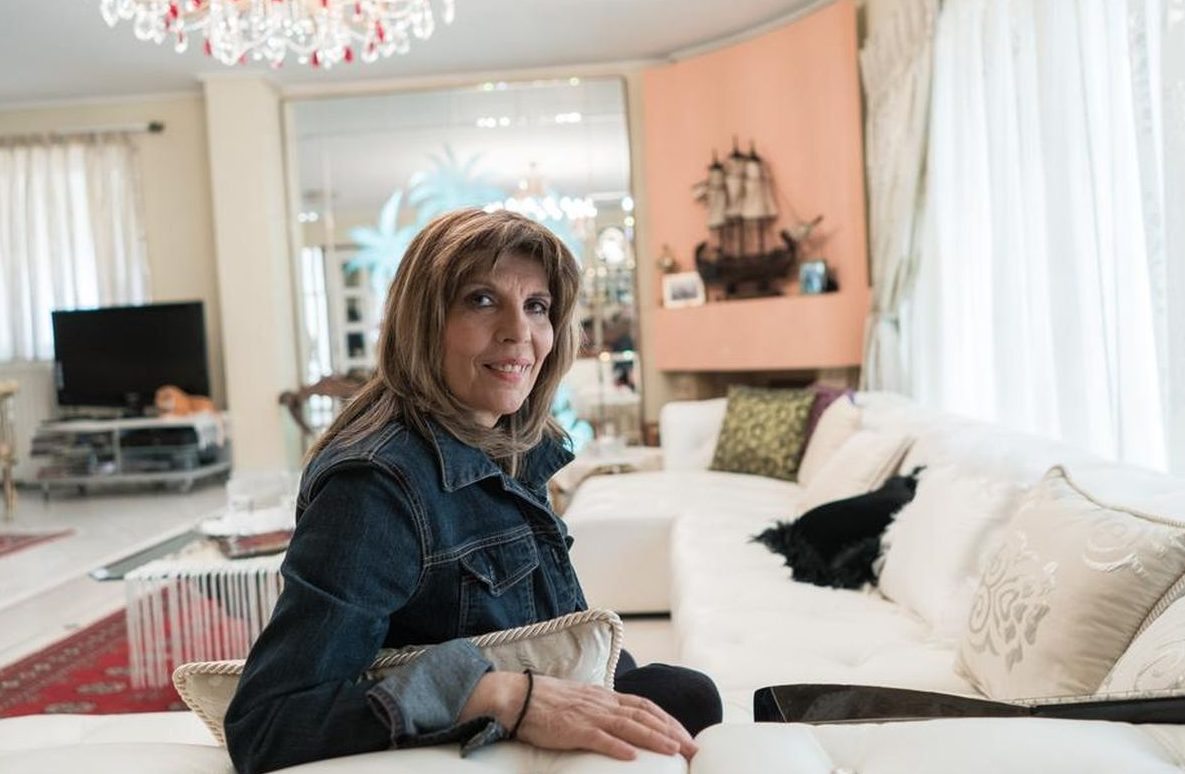 Ενας καναπές μιας Κατερίνας