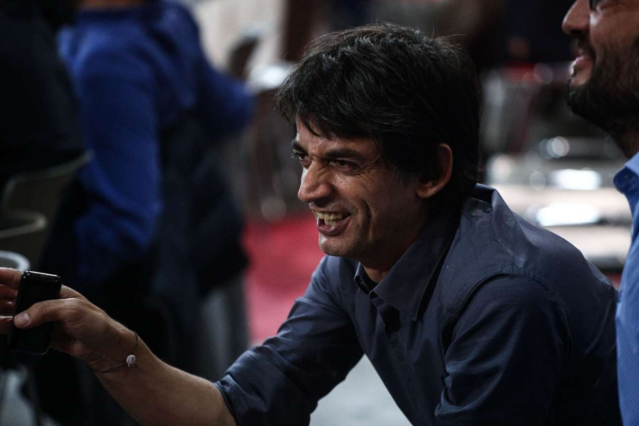 Νίκο Καρανίκα, γίνε ζωγράφος!