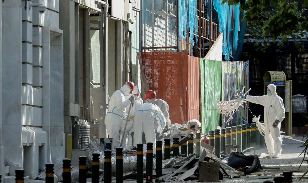 Συνεργάτες της Ρούπα βλέπει η ΕΛ.ΑΣ πίσω από τις επιθέσεις σε Εργασίας και Eurobank