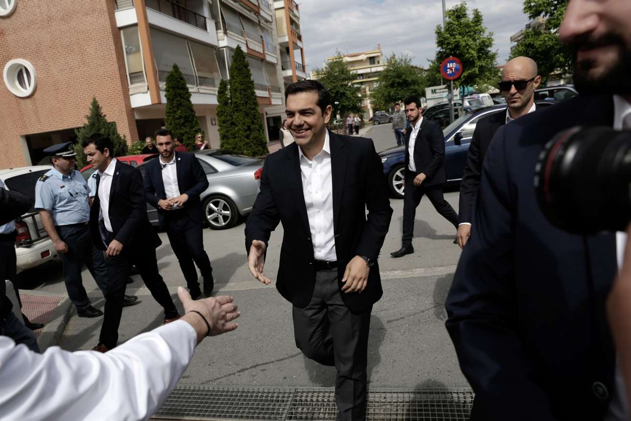 Ο Τσίπρας πήγε στον Εύοσμο και έγινε… ΠΑΟΚ