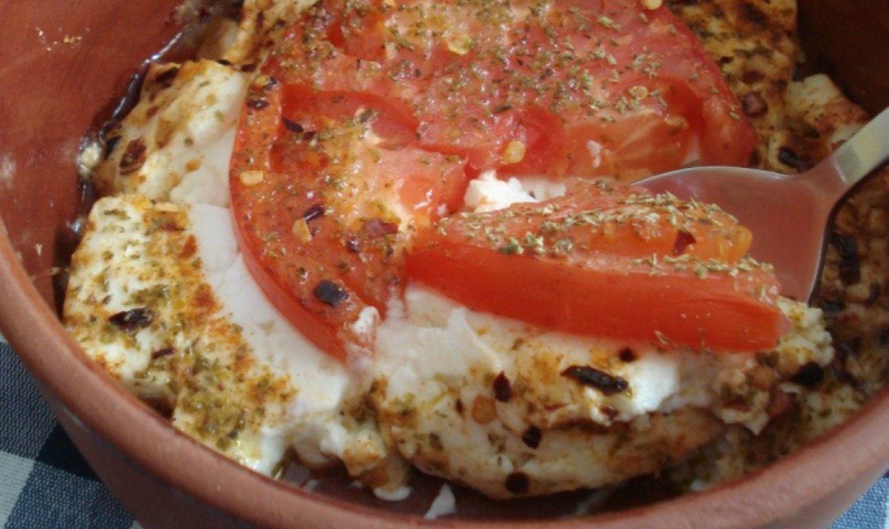 Μπουγιουρντί, ντομάτα με φέτα στο φούρνο