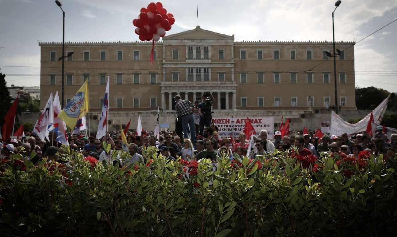 Πρωτομαγιά με «ντου» Λαφαζάνη στο Χίλτον και πορεία ΠΑΜΕ στην πρεσβεία των ΗΠΑ
