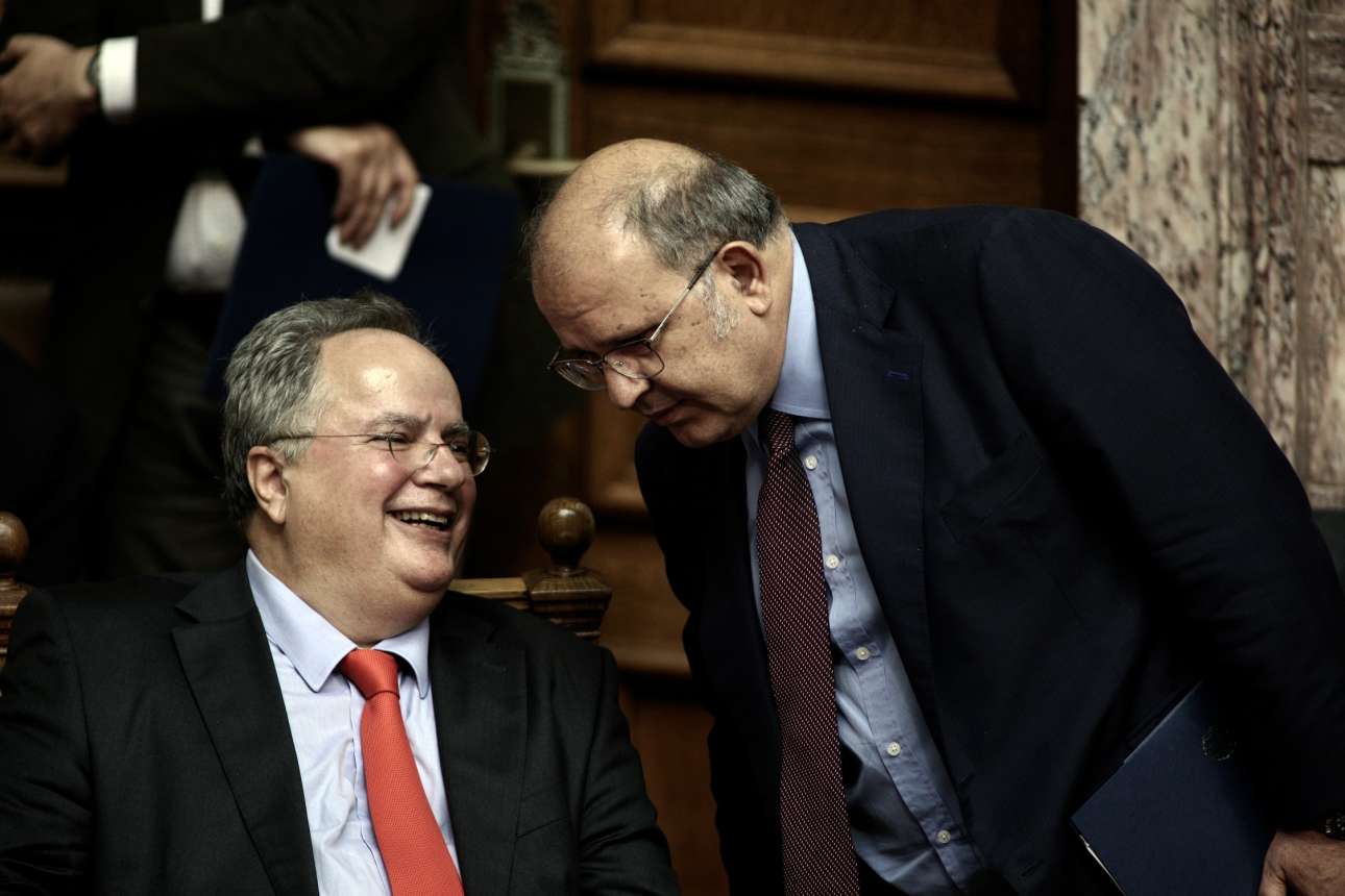 Αντιπαράθεση ΣΥΡΙΖΑ – Κοτζιά για τις επαναπροωθήσεις