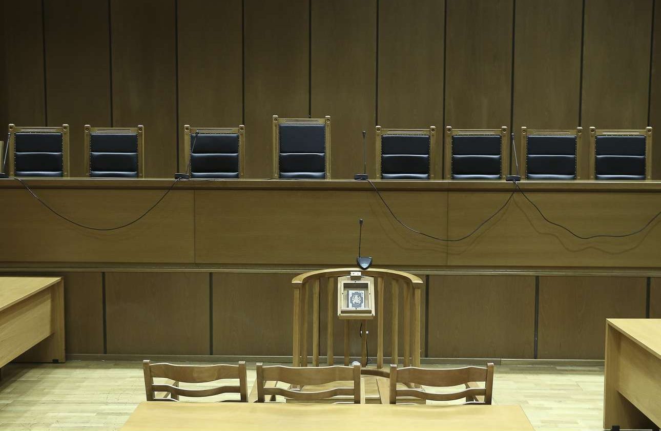 Δικαστές ζητούν να μη δουλέψουν Πέμπτη και Παρασκευή λόγω καύσωνα