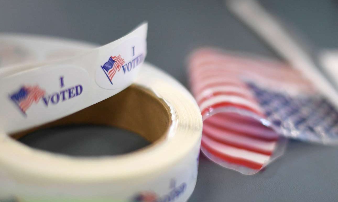 Η Μόσχα χάκαρε αμερικανική εταιρεία λογισμικού ψηφοφοριών