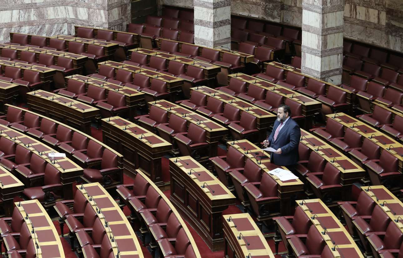 Χωρίς συλλογικές συμβάσεις όσο υπάρχουν μνημόνια