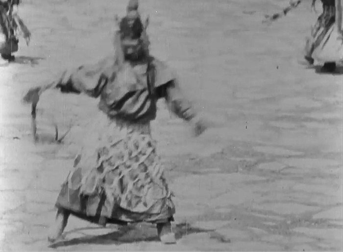 Dancers in Tibet-2