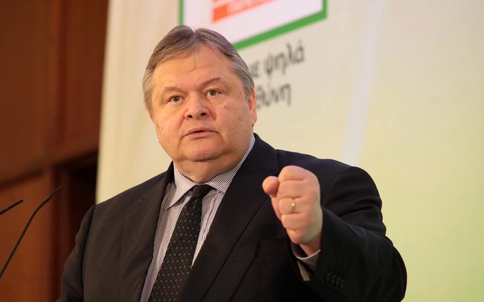 Βενιζέλος: «Να φύγουν οι παρατάξεις από τα Πανεπιστήμια»