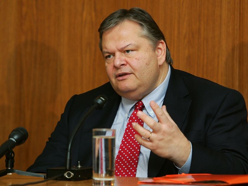 Βενιζέλος: «Απευθύνομαι σε ευρύτερο ακροατήριο»