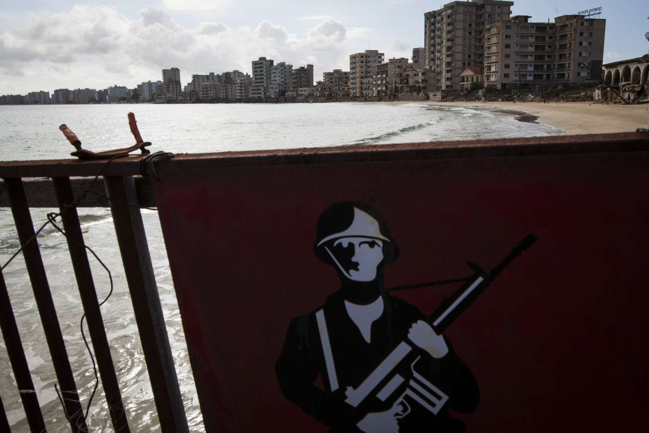 Κυπριακό: Ούτε καν ο Νταλάρας…