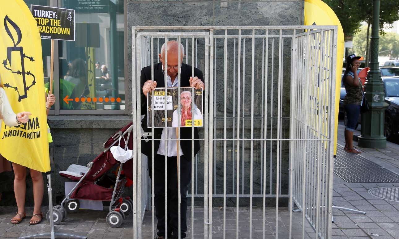 Προφυλακίστηκε η Ιντίλ Εζέρ, διευθύντρια της Διεθνούς Αμνηστίας στην Τουρκία