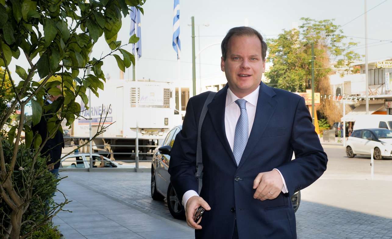 Καραμανλής για ΟΑΣΘ: «Ο Σπίρτζης κάνει “ιστορικές βουτιές”»