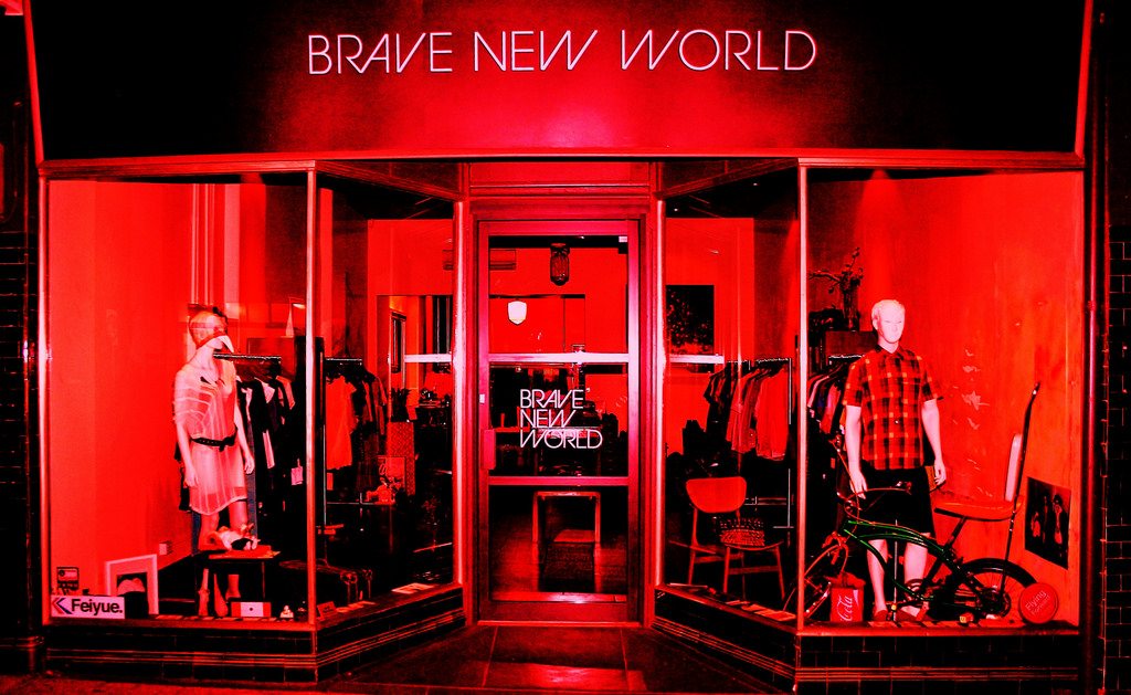 Το παρελθόν μας είναι η σκληρότερη χούντα