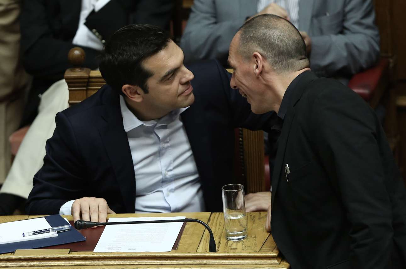 Νέες αποκαλύψεις Βαρουφάκη για Τσίπρα: «Θα πετάξω τον Στουρνάρα με τις κλωτσιές»