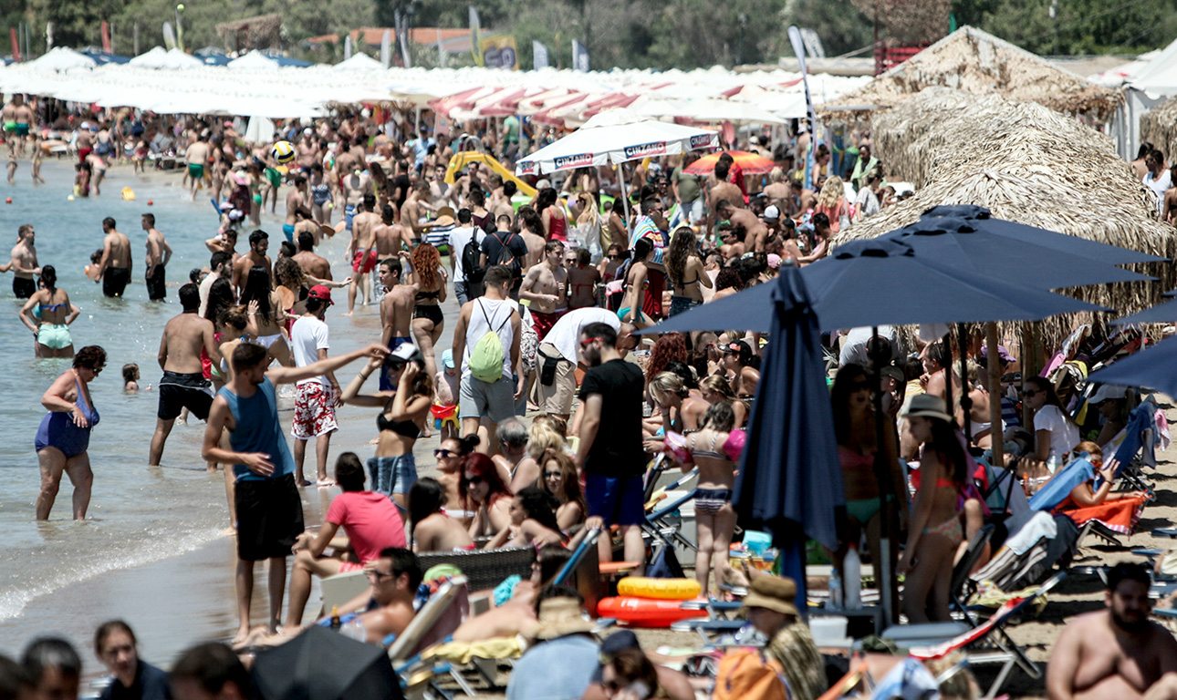 Πρώτη ξαπλώστρα πίστα…