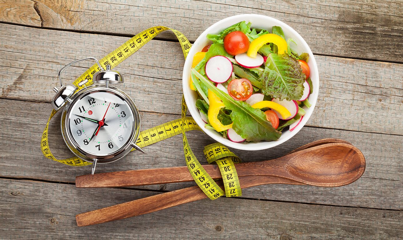 Πες μου τι ώρα τρως να σου πω αν θα αδυνατίσεις