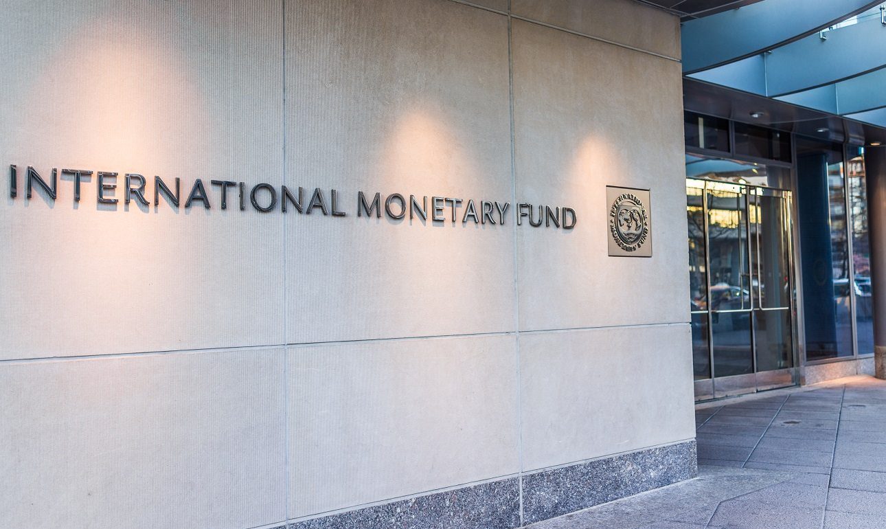 Γιατί η κυβέρνηση θολώνει τώρα τα νερά για την έξοδο στις αγορές