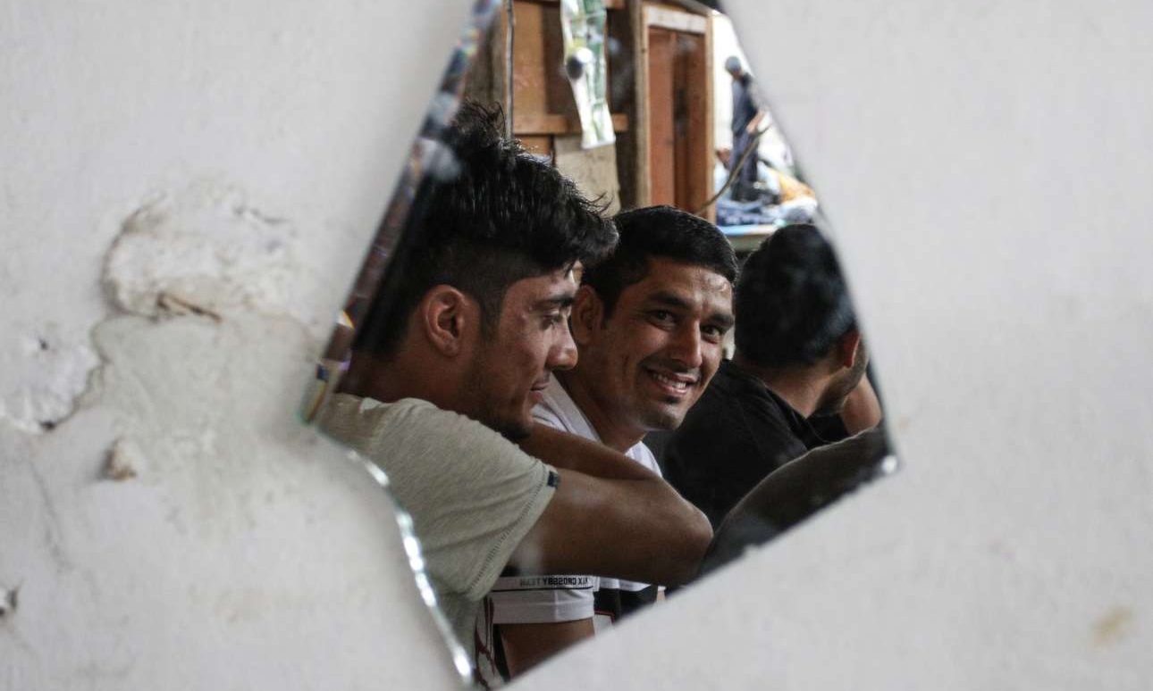 Από το προσφυγικό camp στο… πανεπιστημιακό campus!