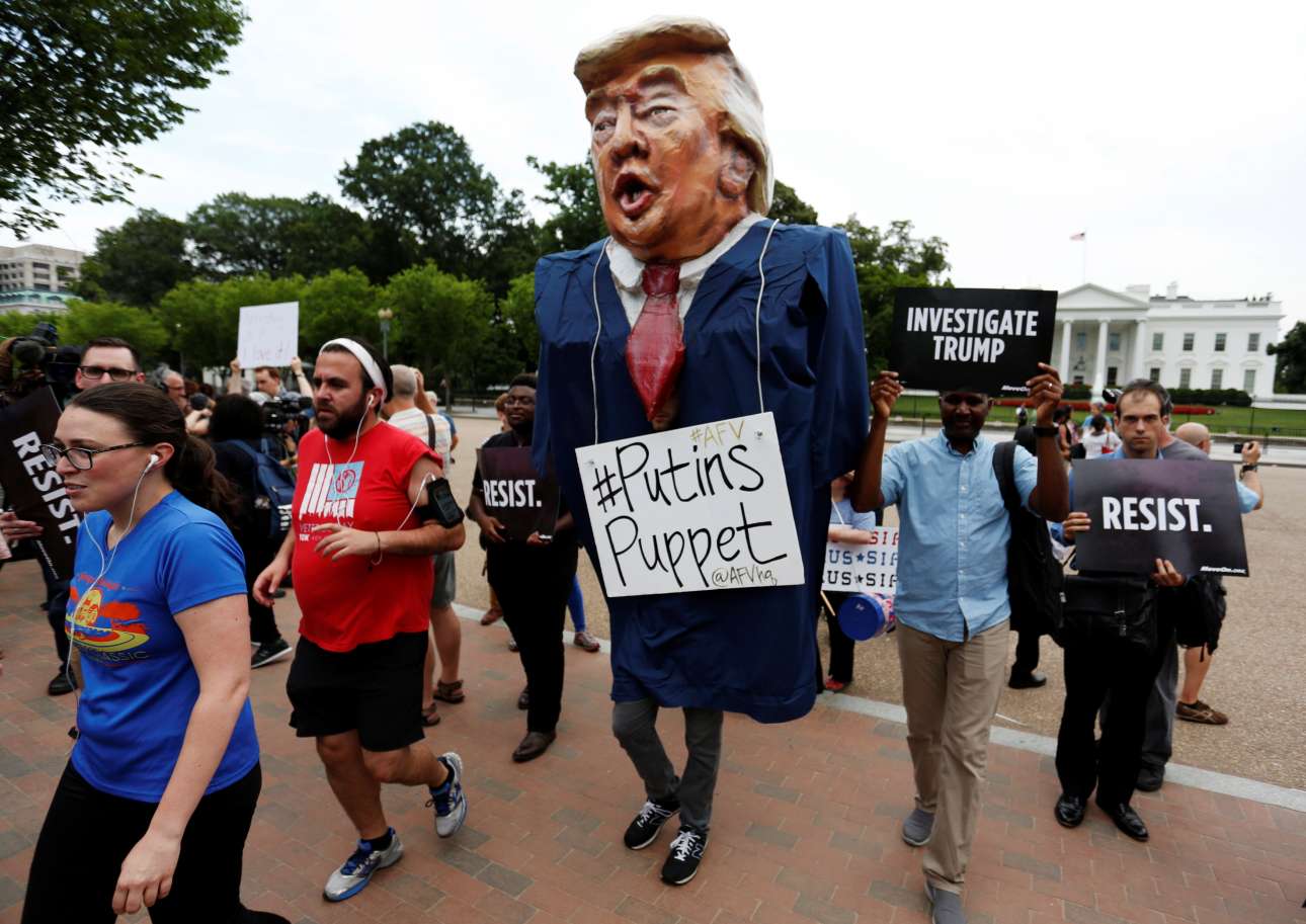 Πυκνώνουν τα σύννεφα του Russiagate για τον Τραμπ