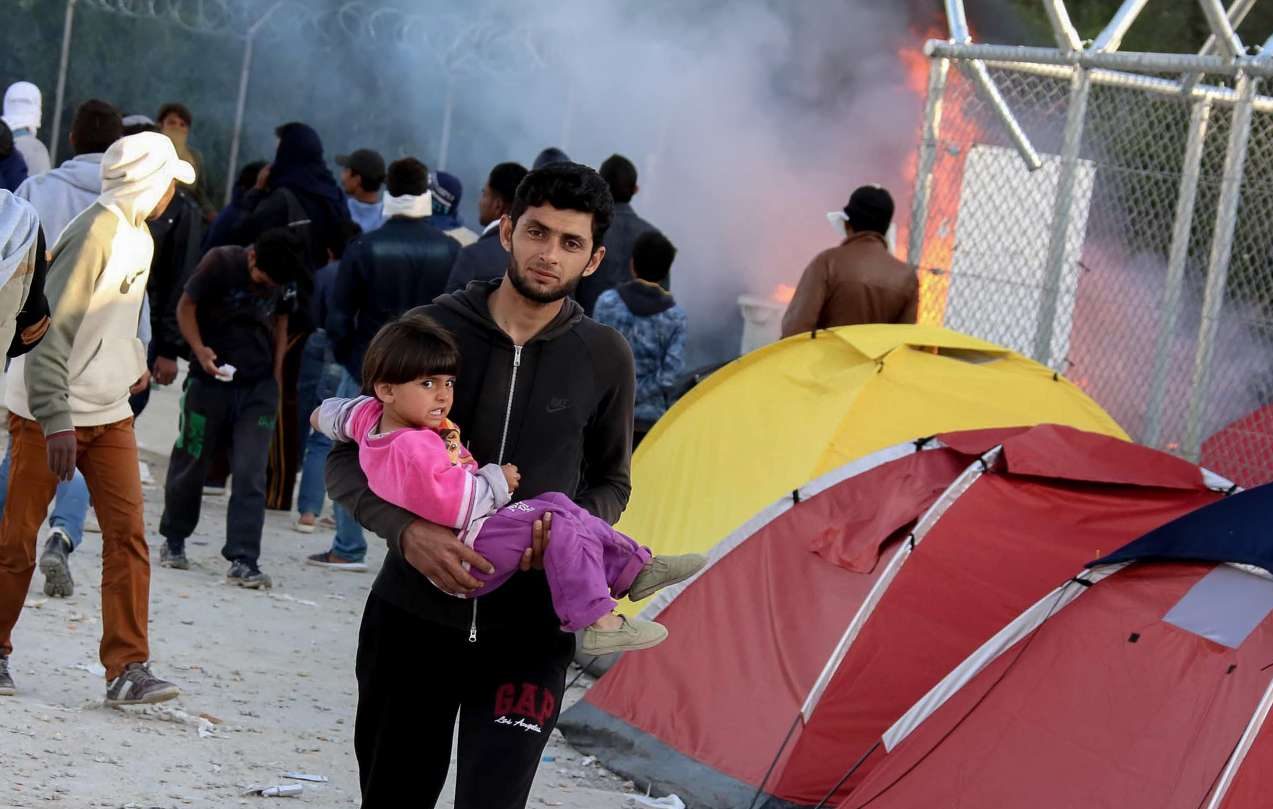 Οι ξενοφοβικές αποζημιώσεις στη Μόρια