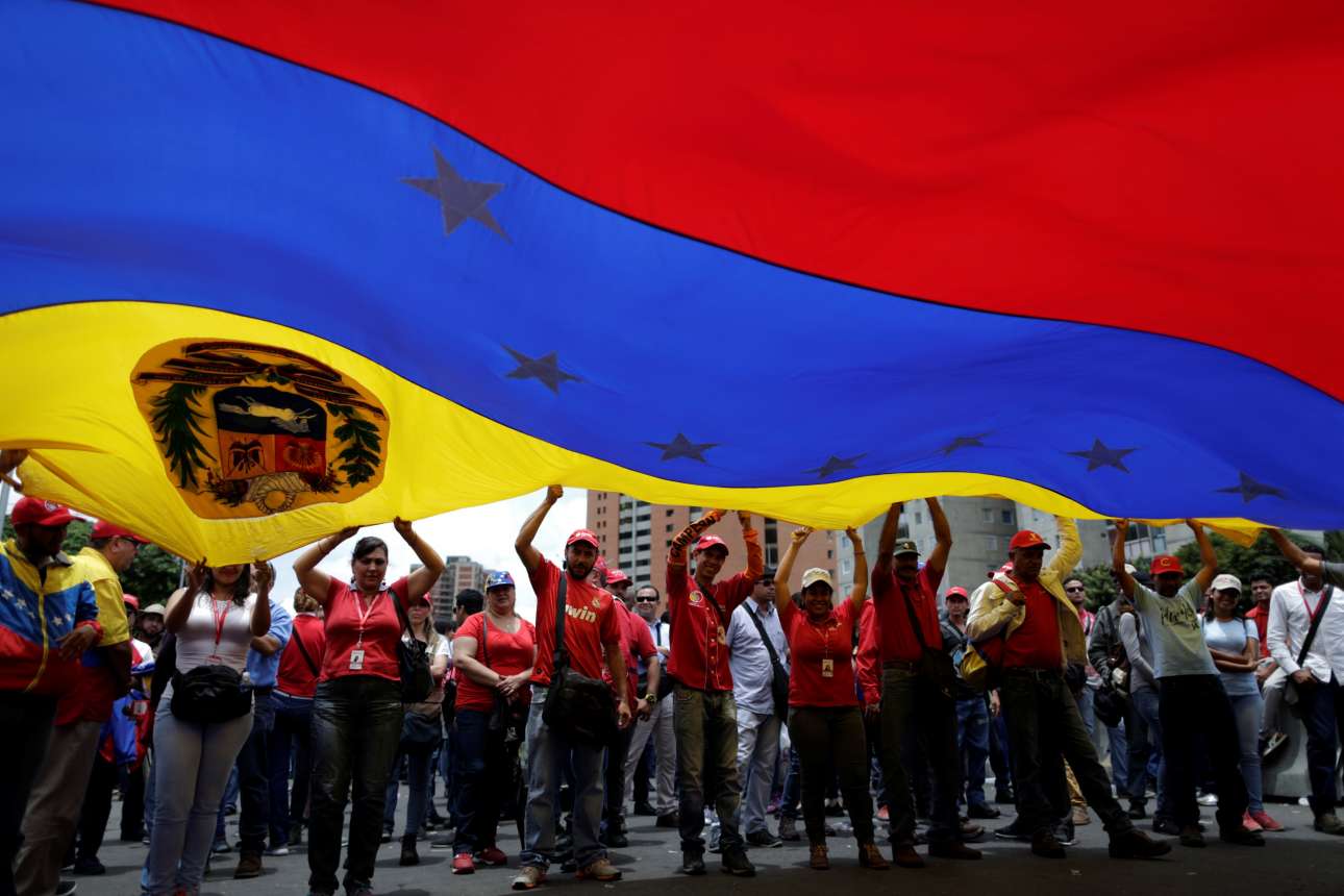 Οι ΗΠΑ προαναγγέλλουν… ήπια παρέμβαση για τη Βενεζουέλα