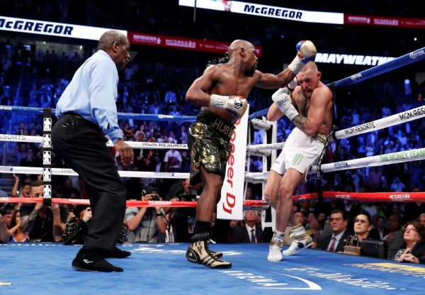 2017-08-27T054916Z_1881393989_RC17CEEE5440_RTRMADP_3_BOXING-MAYWEATHER-MCGREGOR