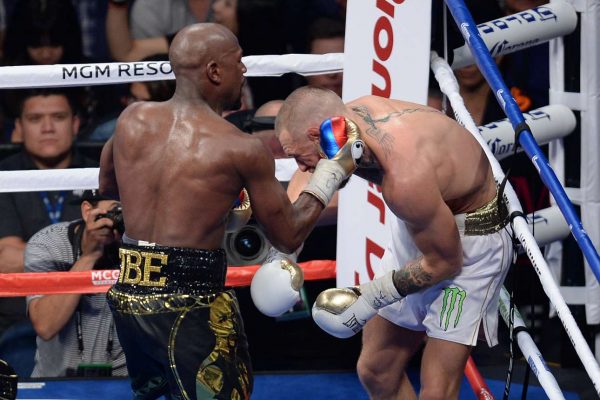2017-08-27T060807Z_2104109728_NOCID_RTRMADP_3_BOXING-MAYWEATHER-VS-MCGREGOR