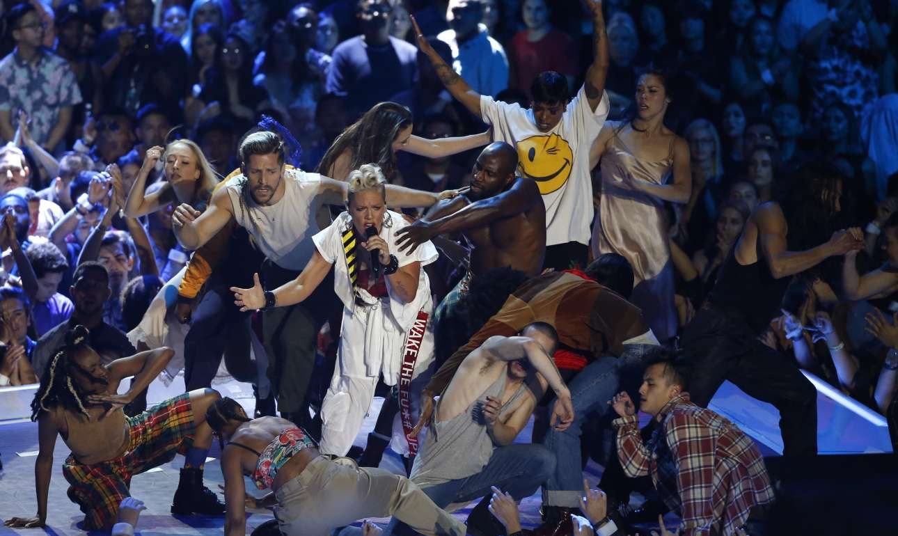 Και τα βραβεία του MTV έγιναν… «διαδήλωση» κατά Τραμπ