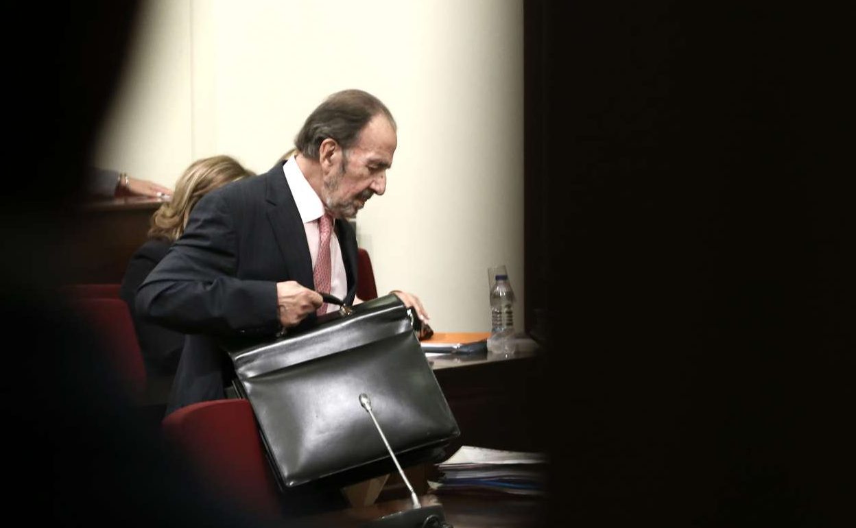 Ελεύθερος μετά από 15 μήνες στη φυλακή ο Ανδρέας Μαρτίνης