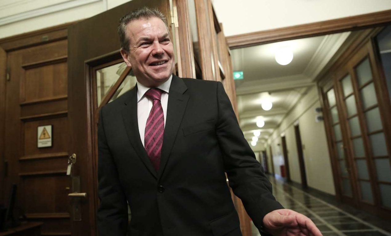 Ο Πετρόπουλος ξαναχτυπά: «Ο κόσμος μάς ζητά να πληρώνει υψηλότερες εισφορές»!